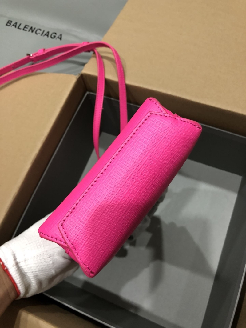 Ba1en*iaga shopping bags